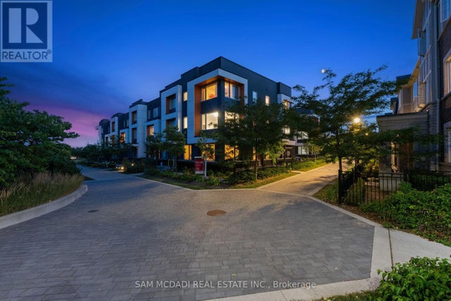 34 - 3006 Creekshore Common, Oakville (go Glenorchy)