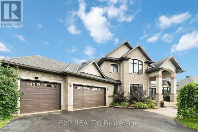 6984 Lakes Park Drive, Ottawa