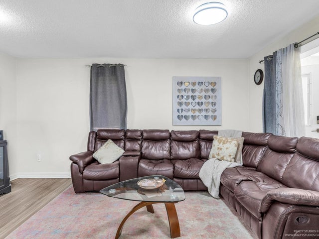 13504 79a Avenue, Surrey