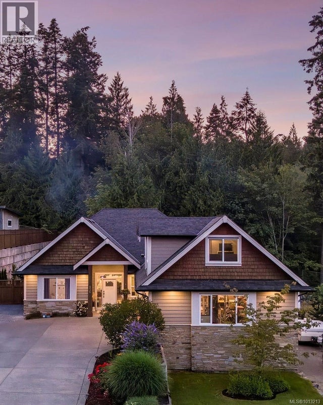 856 Hayden Pl, Mill Bay