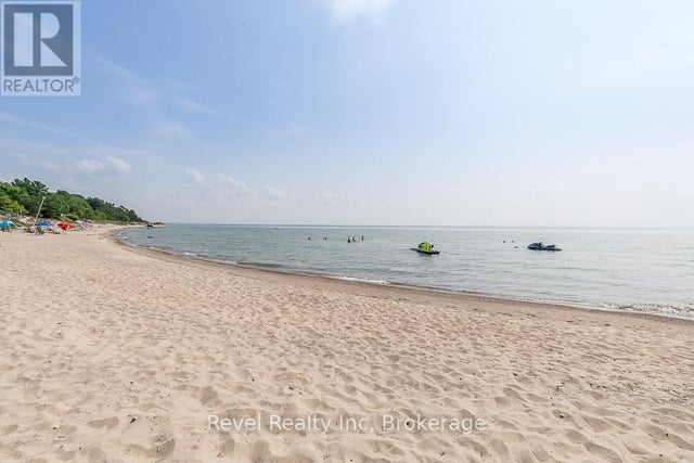 11a - 739 Concession 15 Road W, Tiny