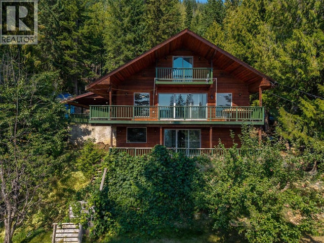 2795 Vickers Trail, Anglemont