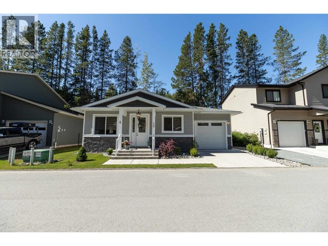 10 4921 Halliwell Avenue, Terrace