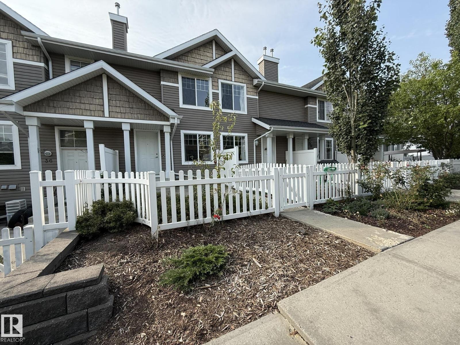 #35 3075 Trelle Cr Nw, Edmonton