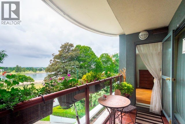 304 1233 Beach Avenue, Vancouver