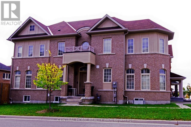 25 Camilleri Road, Ajax (central East)