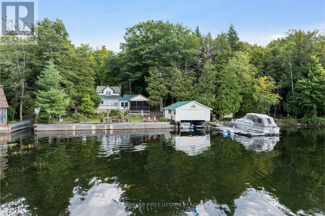 4712 Briton Houghton Bay Road, Rideau Lakes