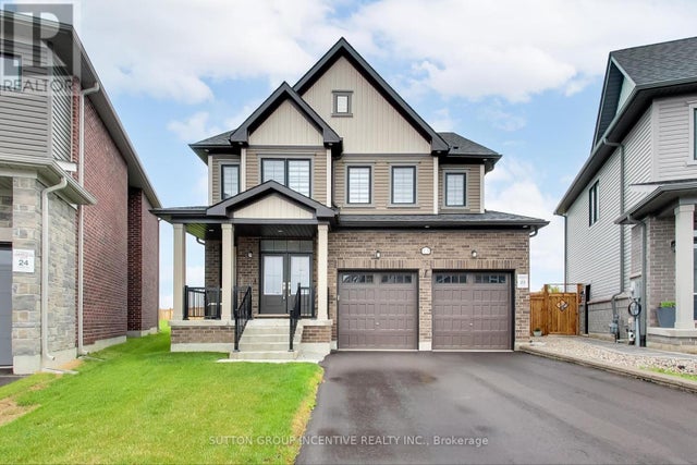 13 Abbey Crescent, Barrie