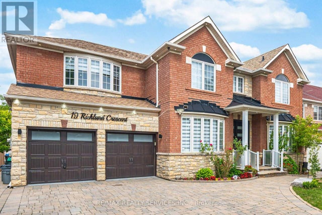19 Richland Crescent, Brampton (vales Of Castlemore)