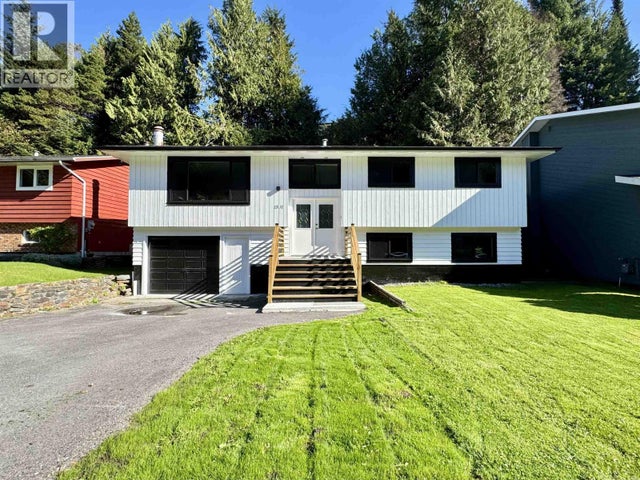1831 Kootenay Avenue, Prince Rupert