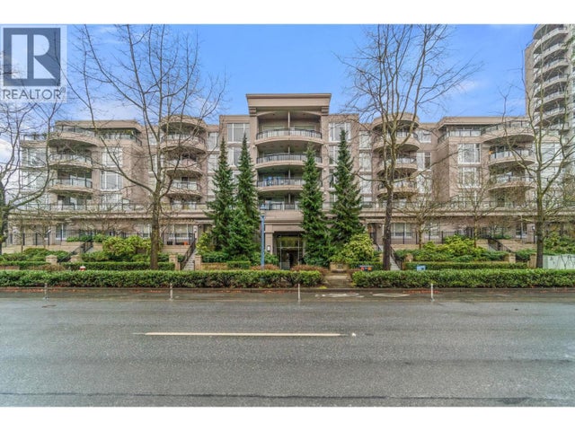 111 8480 Granville Avenue, Richmond