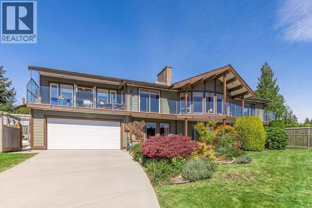 802 Oceanmount Boulevard, Gibsons