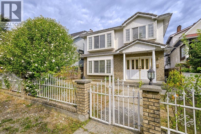 3315 Charles Street, Vancouver