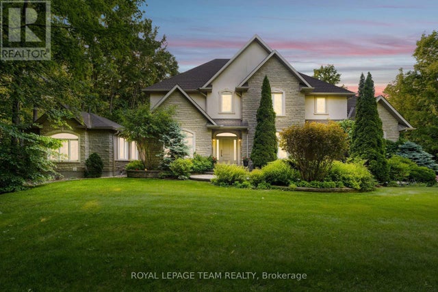 6005 Earlscourt Crescent, Ottawa