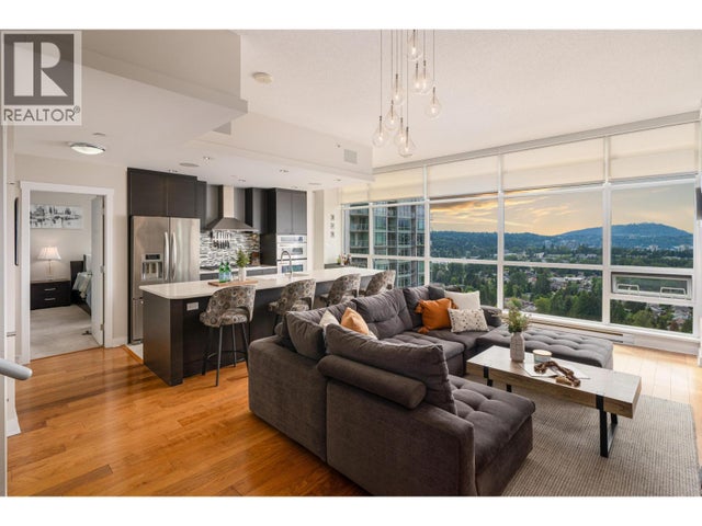 3401 2968 Glen Drive, Coquitlam