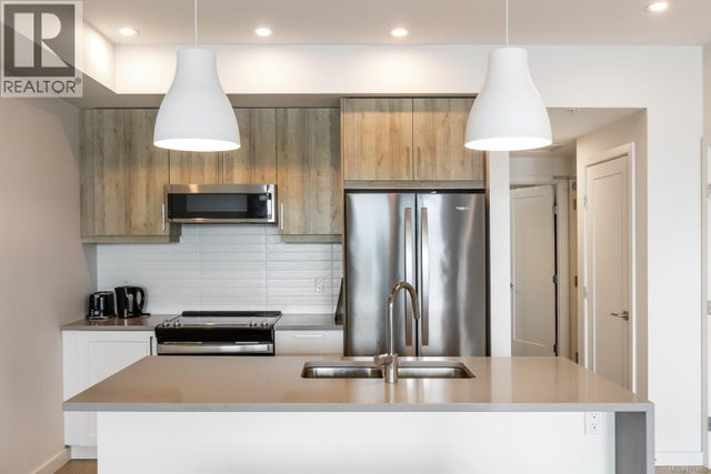 505 536 Island Hwy S, Campbell River