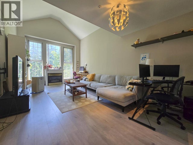 406 1190 Eastwood Street, Coquitlam