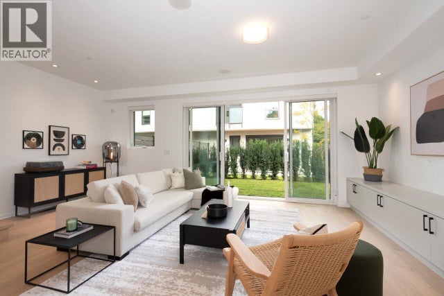 122 E 17th Avenue, Vancouver