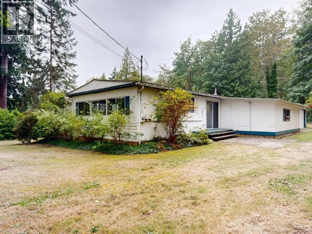 2207 Donkersley Road, Powell River