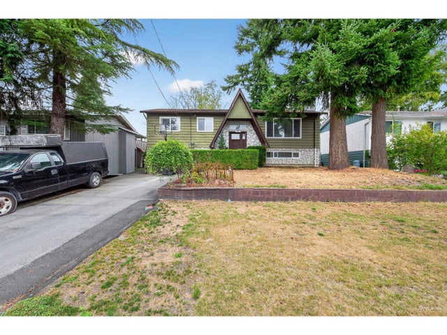 11677 81a Avenue, Delta