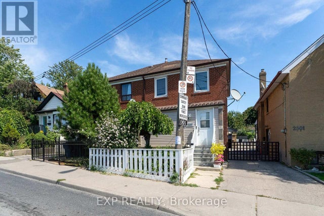 2505 Dufferin Street, Toronto (briar Hill-Belgravia)
