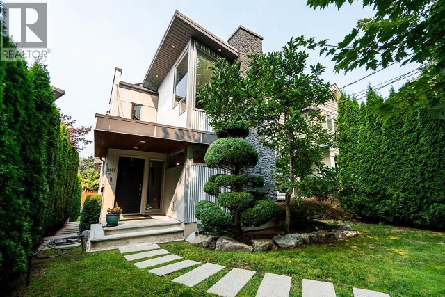 2007 Larson Road, North Vancouver