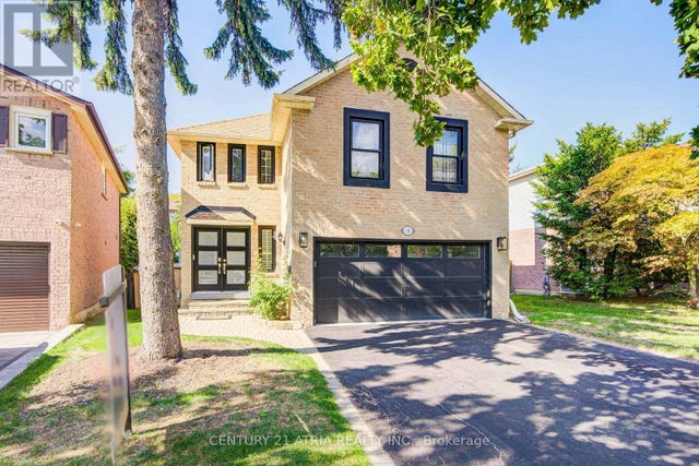 18 Park Lane Circle, Richmond Hill (south Richvale)