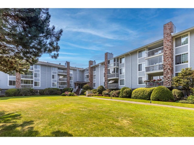 221 5379 205 Street, Langley