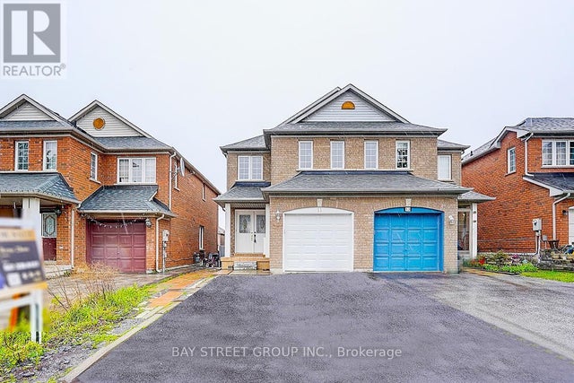 11 Tara Crescent, Markham (cedarwood)