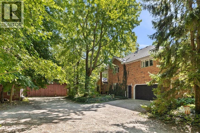 1110 Snake Lane, Harrow