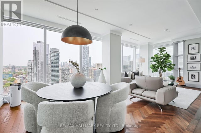 3303 - 183 Wellington Street W, Toronto (waterfront Communities)