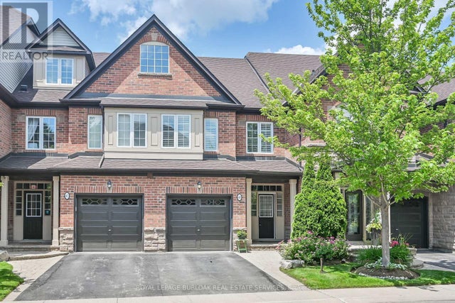 41 - 300 Ravineview Way, Oakville (wc Wedgewood Creek)