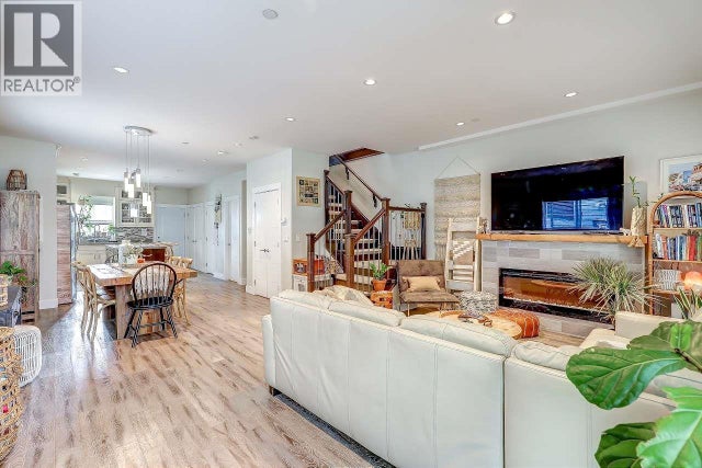 5606 Rhodes Street, Vancouver