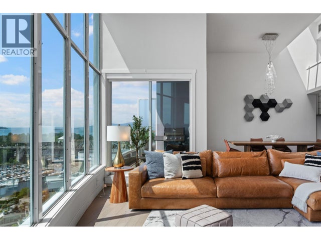 2403 1500 Howe Street, Vancouver