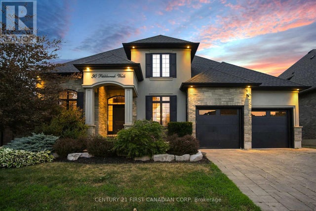 90 Pebblecreek Walk W, London North (north R)