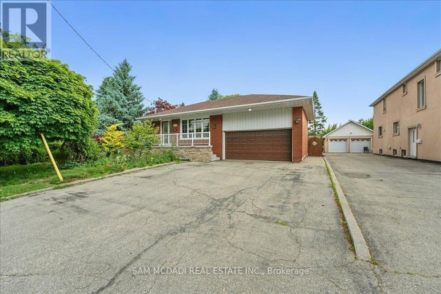 1491 Royal York Road, Toronto (humber Heights)