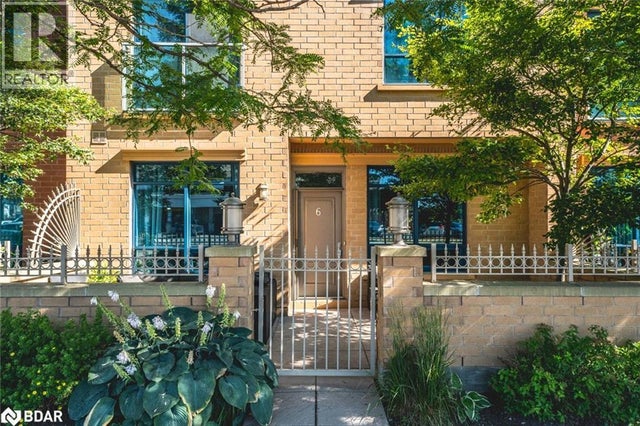 6 Victoria Street, Barrie