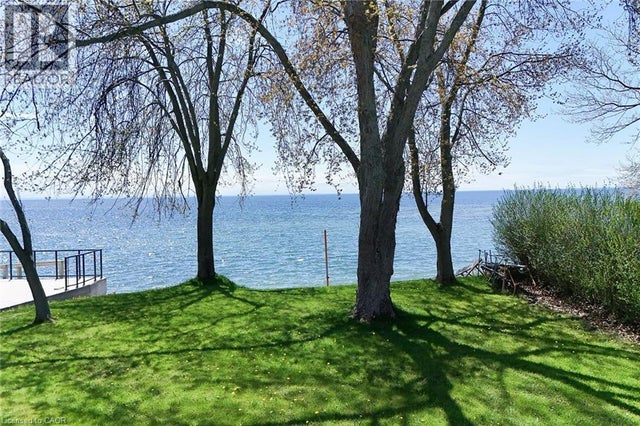 13 Horseshoe Bay Road, Dunnville