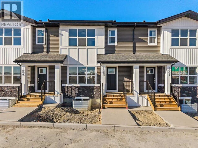 1604, 525 River Heights Drive, Cochrane