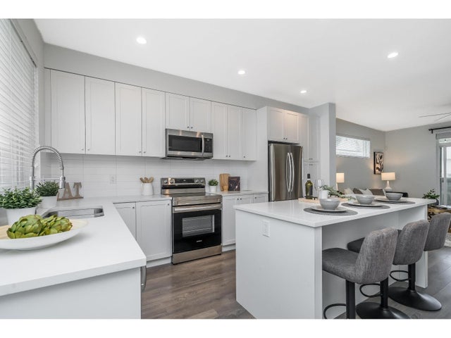 105 15850 85 Avenue, Surrey