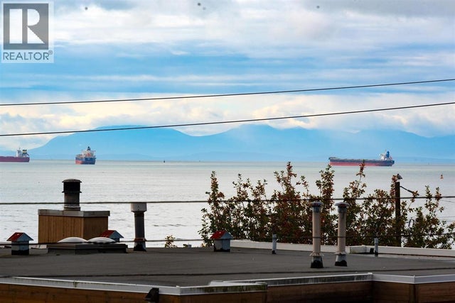 2364-2366 Marine Drive, West Vancouver