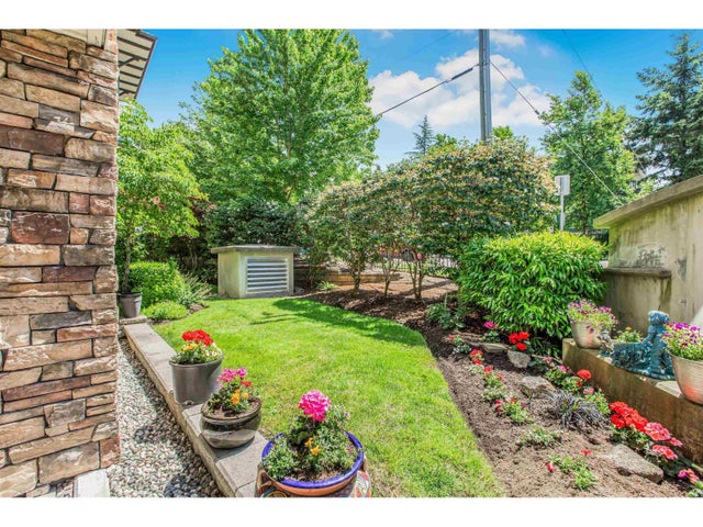 105 15195 36th Avenue, Surrey