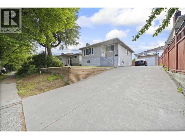 4835 Chatham Street, Vancouver