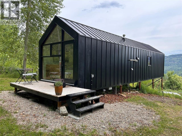 2715 3b Highway, Rossland