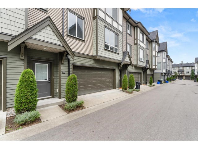 94 8138 204 Street, Langley