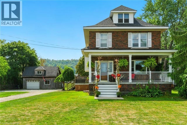 908 Highway 8, Hamilton