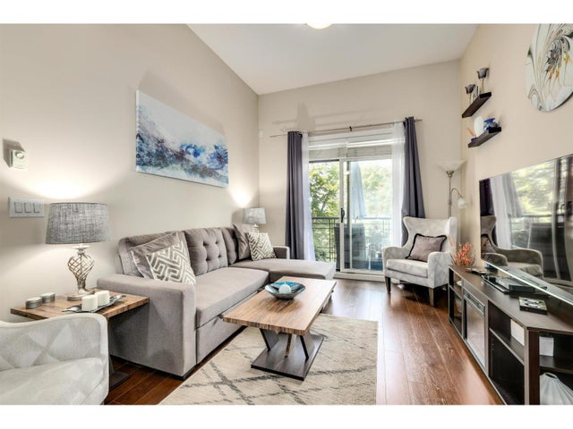 406 20058 Fraser Highway, Langley