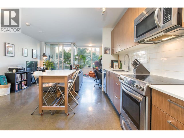 310 221 Union Street, Vancouver