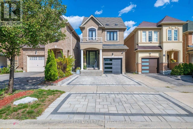 399 Lady Nadia Drive, Vaughan (patterson)