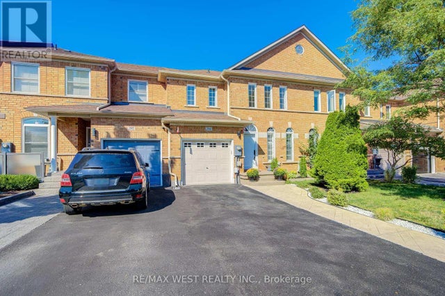 294 Hawkview Boulevard, Vaughan (vellore Village)